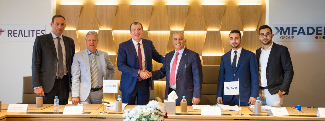 Signature partenariat REALITES AFRIQUE - GROUPE MFADEL_actu